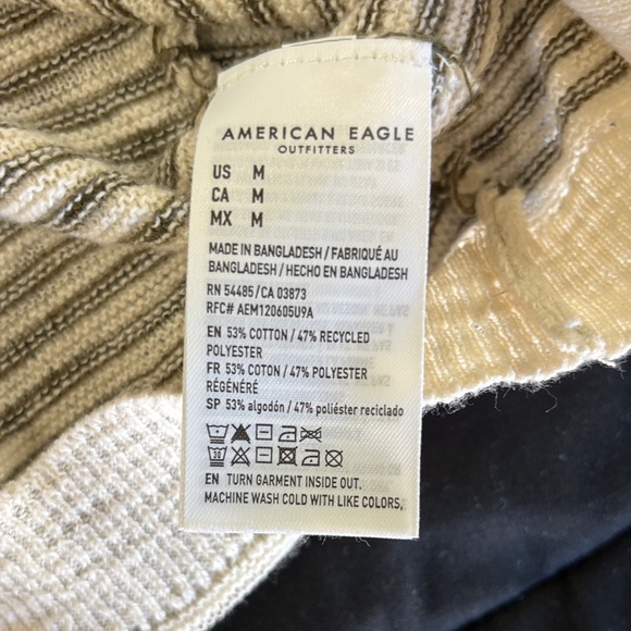 American Eagle Outfitters Black and White Striped Tee - Picture 3 of 5